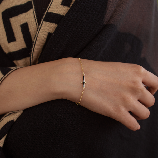 Eileen Cross Bracelet - 14K Gold Vermeil - Sisterberry & Co.