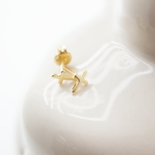 Emilie Cross Studs // 14k Gold Vermeil