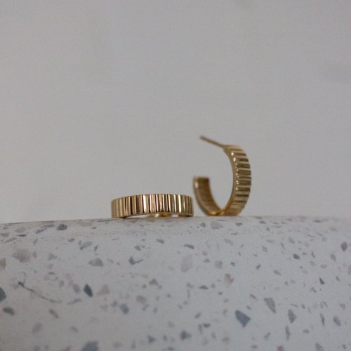 Lilian Scalloped Hoops // 10k Italian Solid Gold