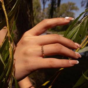 Evelyn Curb Ring - 10K Italian Gold - Sisterberry & Co.