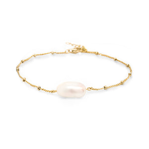 Sydney Shell Pearl Bracelet // 14k Gold Vermeil